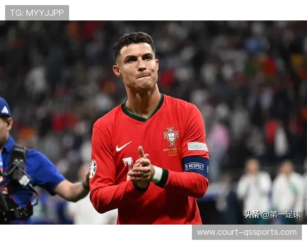 不同型号足球球星精彩图鉴展示各大球员风采与装备特点