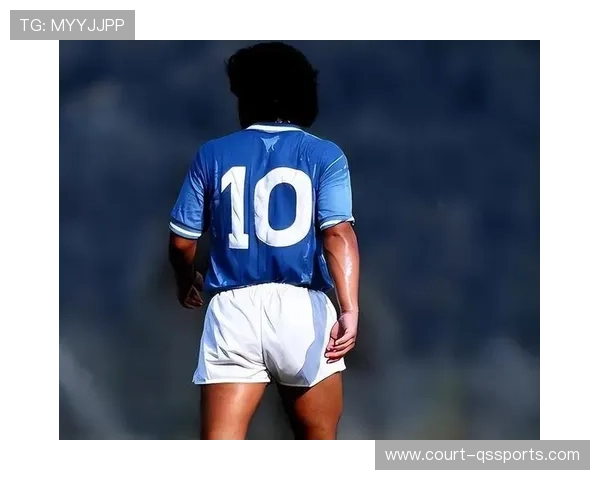 美国足球队的明星球员及其在国际赛场上的辉煌成就